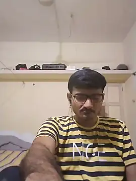 Snapshot of sumitXe chatting on July 2026 03:01:02 PM sumitXe online show from July 2026 03:01:02 PM