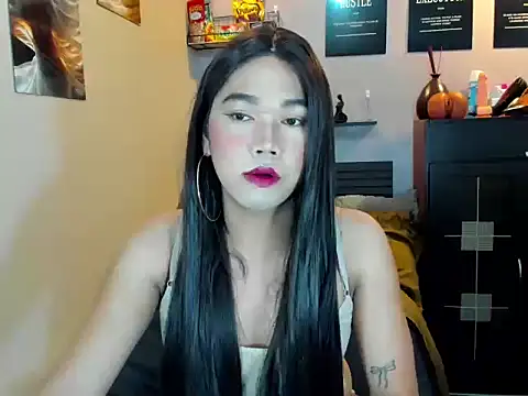 Snapshot of Foxybitch_megan chatting on July 2026 09:18:01 PM Foxybitch megan online show from July 2026 09:18:01 PM