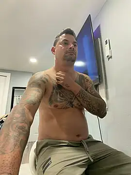 Roberyanisexy online show from July 2026 12:39:01 AM