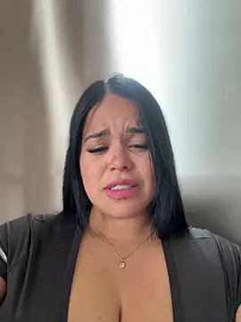 AliceStarshine online show from April 2026 04:46:01 PM