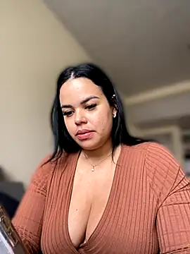 AliceStarshine online show from October 2025 02:42:02 PM