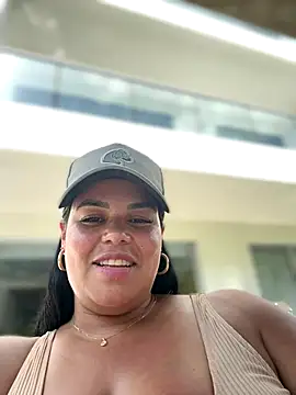 AliceStarshine online show from December 2025 06:35:01 PM