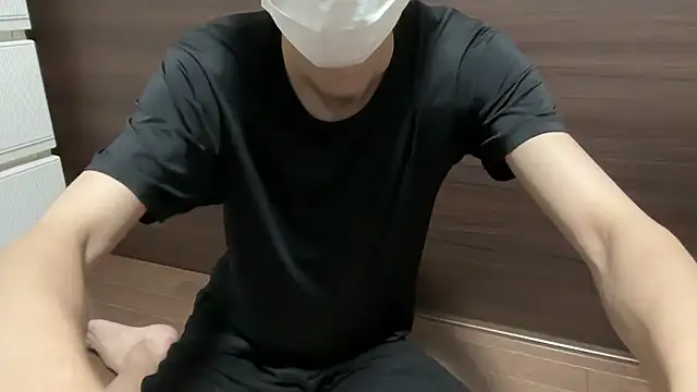 kei room online show from July 2026 02:05:01 PM