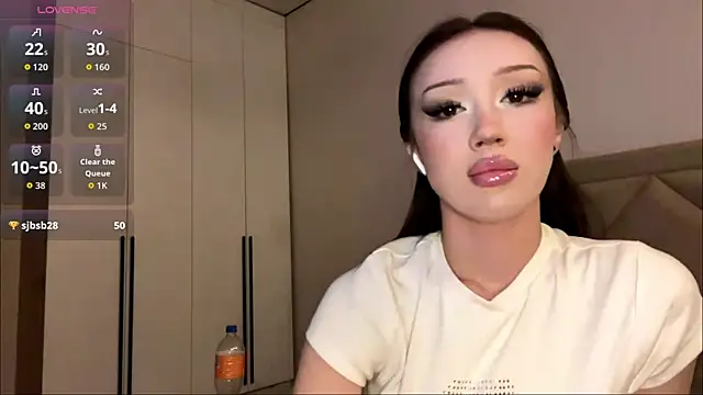 BeatrizSirk online show from July 2026 05:08:01 PM