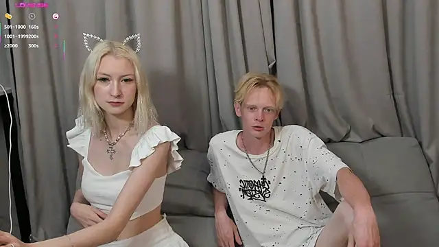 Snapshot of Holymary666 chatting on July 2026 07:07:02 PM Holymary666 online show from July 2026 07:07:02 PM