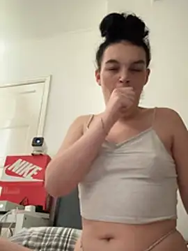 Snapshot of sweetpippa_ chatting on July 2026 10:15:02 AM sweetpippa online show from July 2026 10:15:02 AM
