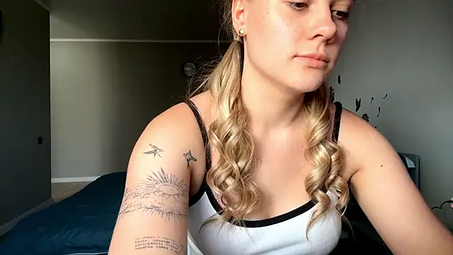 Snapshot of Stefany_Bloserful chatting on July 2026 02:13:01 PM Stefany Bloserful online show from July 2026 02:13:01 PM