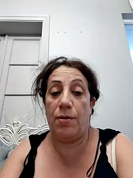 esineee online show from July 2026 05:48:02 PM