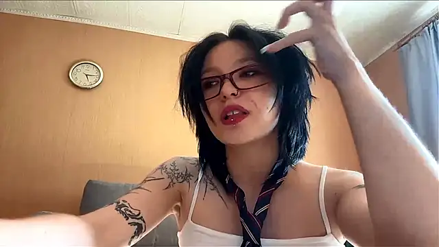 kriniavero online show from July 2026 02:14:02 PM