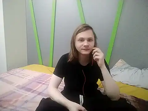Snapshot of Aksiturat chatting on July 2026 11:00:01 PM Aksiturat online show from July 2026 11:00:01 PM