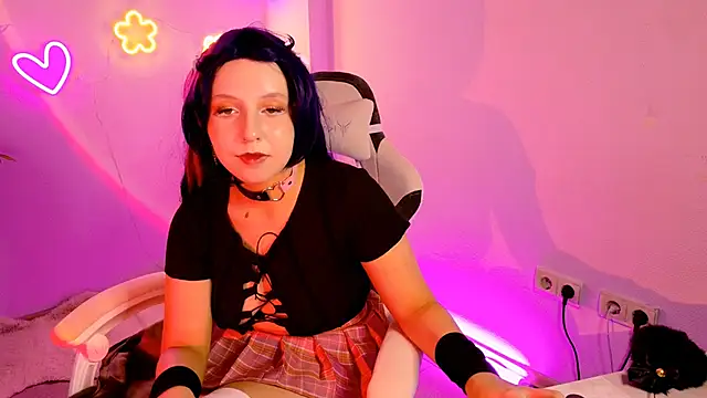 Snapshot of NellyDrew chatting on July 2026 03:24:01 AM NellyDrew online show from July 2026 03:24:01 AM
