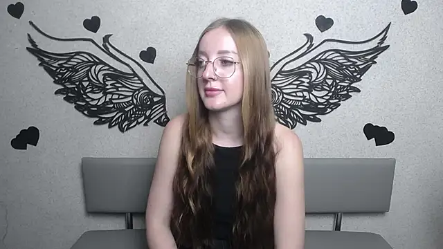 AnnaMills online show from July 2026 07:08:02 AM
