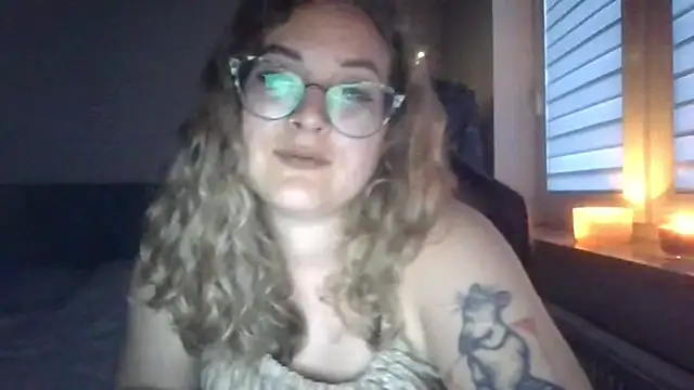 Snapshot of LucyTease chatting on July 2026 06:44:01 PM LucyTease online show from July 2026 06:44:01 PM