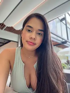 BellaLeclair  online show from July 2026 09:04:02 PM