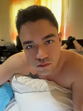 Valentino ruiz online show from July 2026 09:00:02 PM