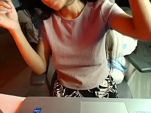 Snapshot of ImDisha_13 chatting on July 2026 01:10:02 PM ImDisha 13 online show from July 2026 01:10:02 PM