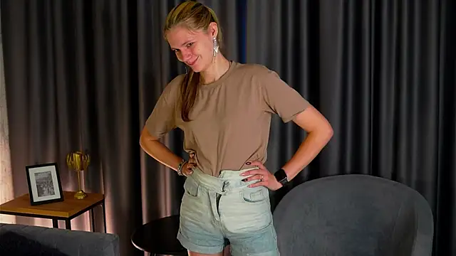 JessicaNyberg online show from July 2026 01:56:02 AM