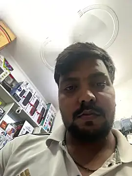 Snapshot of Subham2xx chatting on July 2026 01:25:02 PM Subham2xx online show from July 2026 01:25:02 PM