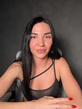 AigulLuna online show from July 2026 05:14:01 PM