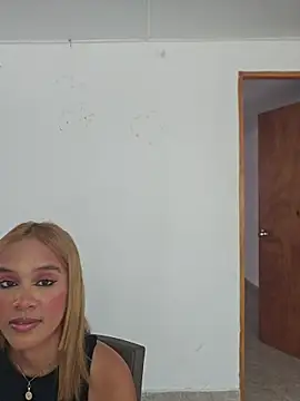 Isabella Fonttana online show from July 2026 02:05:01 PM