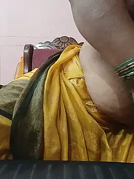Snapshot of tamil_queen_29 chatting on July 2026 05:43:02 PM tamil queen 29 online show from July 2026 05:43:02 PM