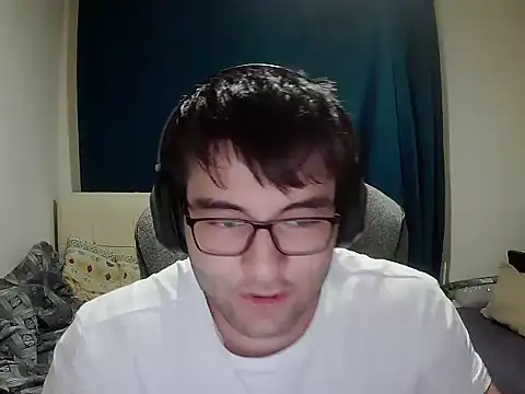 Snapshot of rynoxexe chatting on July 2026 08:45:02 PM rynoxexe online show from July 2026 08:45:02 PM