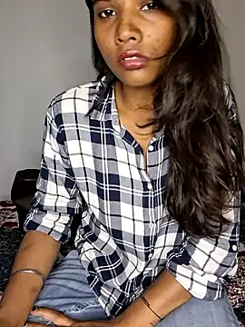 MysticDiya online show from July 2026 05:51:02 AM