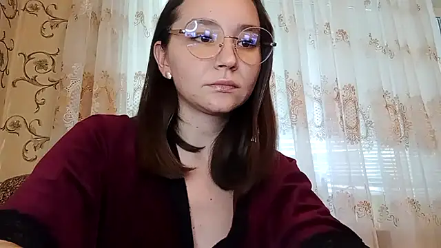 IsabelKim  online show from July 2026 01:00:02 PM