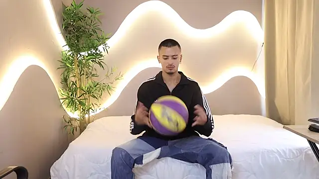 sylas xl online show from July 2026 02:14:02 PM