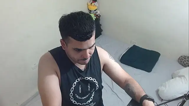 LatinBearX online show from July 2026 11:27:01 PM