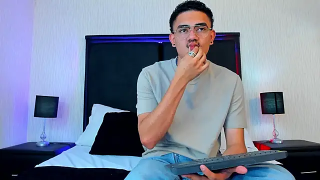 JadenJake online show from July 2026 09:03:01 PM