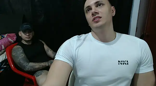 Snapshot of kike_energy chatting on February 2025 08:13:02 PM kike energy online show from February 2025 08:13:02 PM