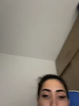 soymagdavega  online show from July 2026 10:04:02 AM