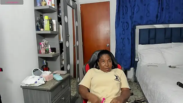 LupeAdams online show from March 2026 12:14:02 AM