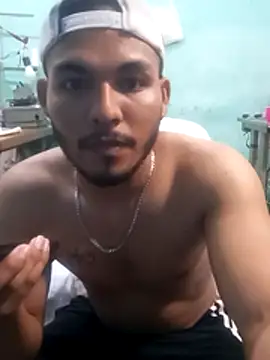 Snapshot of AxelFox18 chatting on July 2026 04:12:02 AM AxelFox18 online show from July 2026 04:12:02 AM