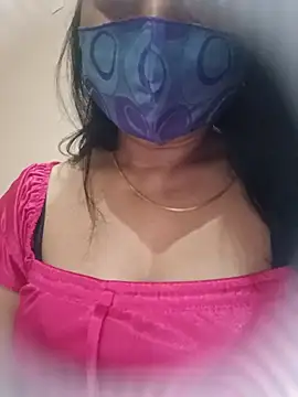 Snapshot of Nila_tamil36 chatting on July 2026 05:04:02 AM Nila tamil36 online show from July 2026 05:04:02 AM