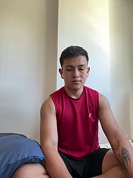 Santiagomg  online show from July 2026 06:30:02 PM