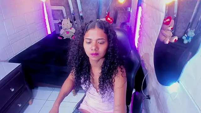 EmmyCarteer online show from July 2026 01:52:05 PM