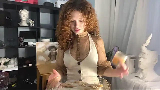 Snapshot of ElenaVanderbilt chatting on July 2026 08:09:01 PM ElenaVanderbilt online show from July 2026 08:09:01 PM