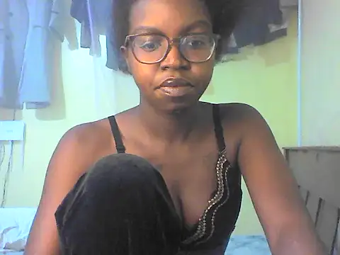 Snapshot of Ebonymuse chatting on July 2026 08:49:02 PM Ebonymuse online show from July 2026 08:49:02 PM