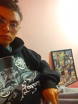 Tian Valenzia online show from July 2026 09:37:01 PM