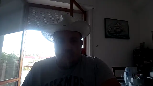 Snapshot of Theitalianpapi chatting on July 2026 05:08:01 AM Theitalianpapi online show from July 2026 05:08:01 AM