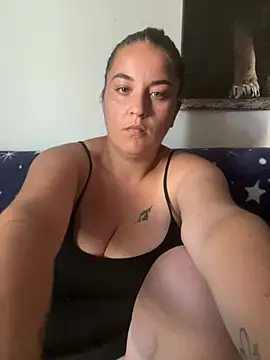 Snapshot of Anabela18 chatting on August 2026 12:31:01 PM Anabela18 online show from August 2026 12:31:01 PM