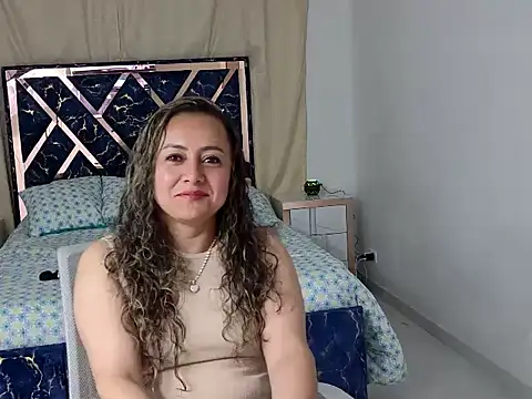 Snapshot of Cristalsexy25 chatting on July 2026 12:41:02 AM Cristalsexy25 online show from July 2026 12:41:02 AM