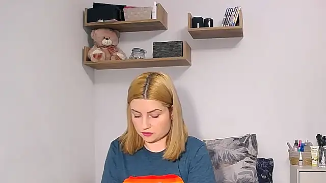 alisenties online show from February 2026 03:45:02 PM
