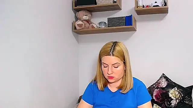 alisenties online show from November 2025 03:27:01 PM