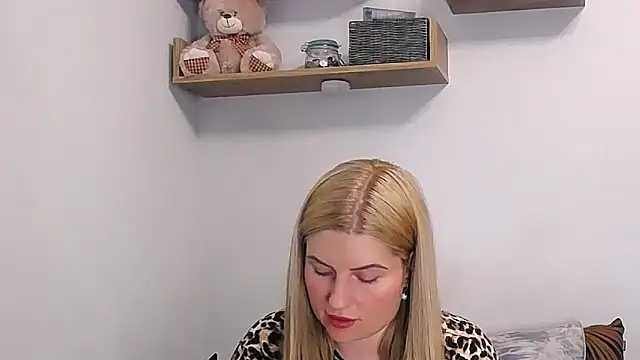 alisenties online show from June 2026 03:55:01 PM