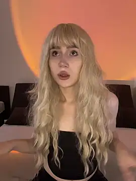 Snapshot of Charlotte_Pretty chatting on July 2026 04:52:02 AM Charlotte Pretty online show from July 2026 04:52:02 AM