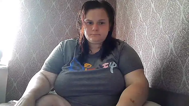 Adela Cheri online show from July 2026 02:05:01 PM
