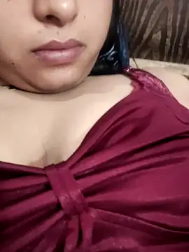 Snapshot of hoti_Komal chatting on July 2026 02:05:17 AM hoti Komal online show from July 2026 02:05:17 AM